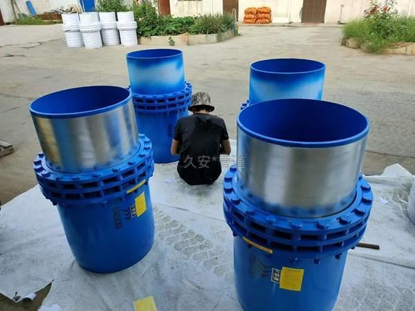 套筒式伸縮器